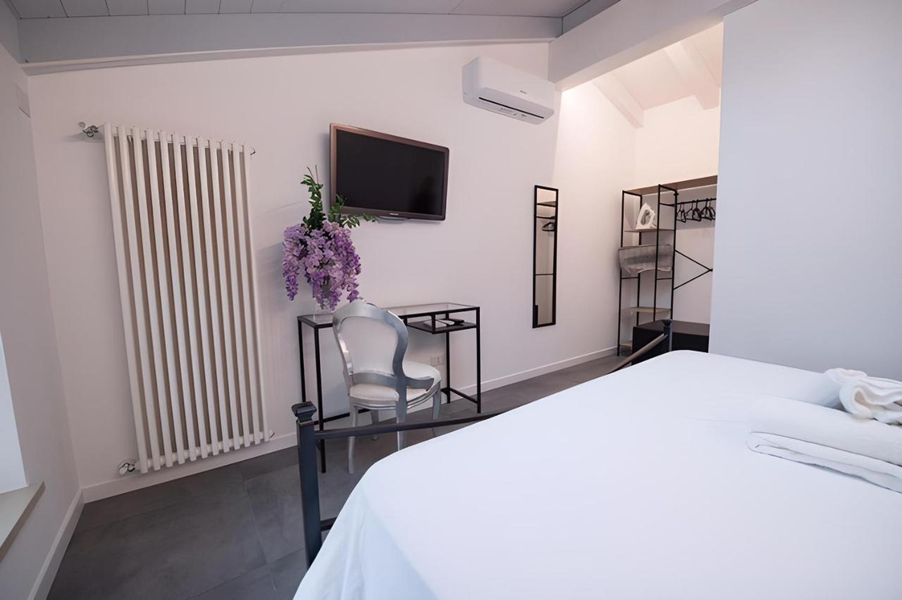 Glicine Apartment Costermano Extérieur photo